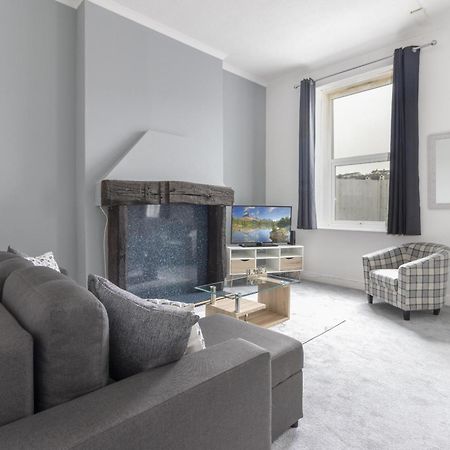 Alexandra - Large 3 Bed Perfect For Contractors, Free Parking, Fast Wifi And Great Value! Apartment Plymouth Luaran gambar