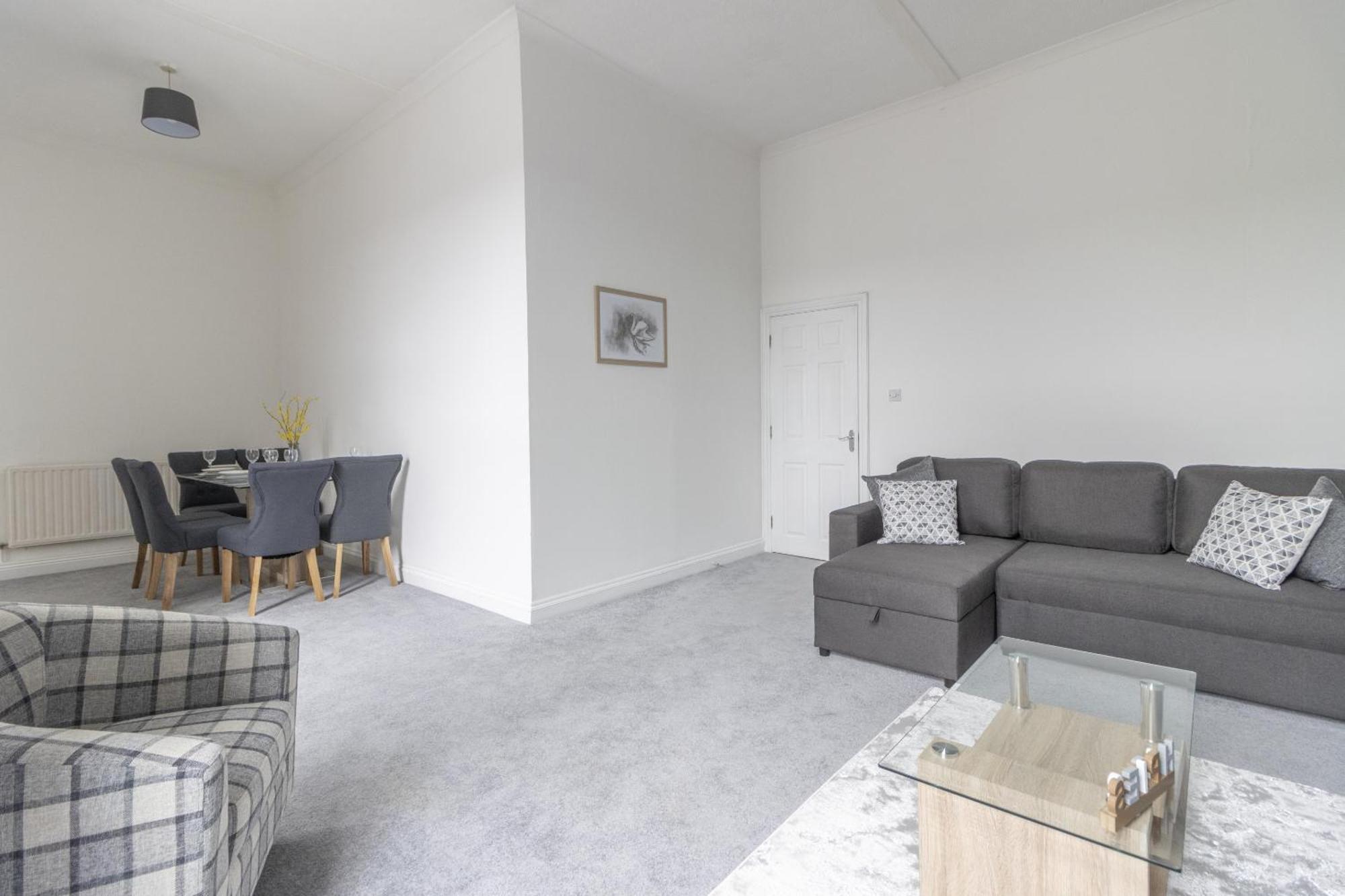 Alexandra - Large 3 Bed Perfect For Contractors, Free Parking, Fast Wifi And Great Value! Apartment Plymouth Luaran gambar