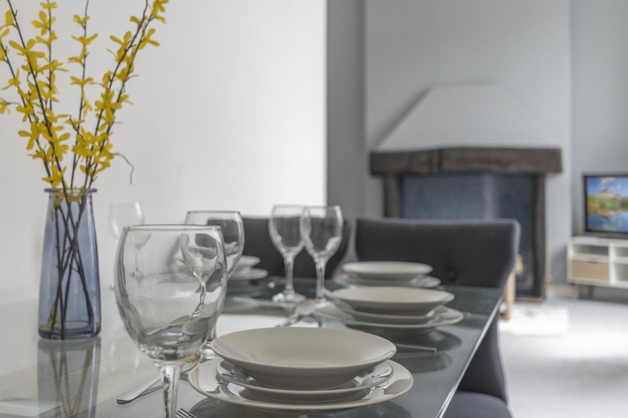 Alexandra - Large 3 Bed Perfect For Contractors, Free Parking, Fast Wifi And Great Value! Apartment Plymouth Luaran gambar