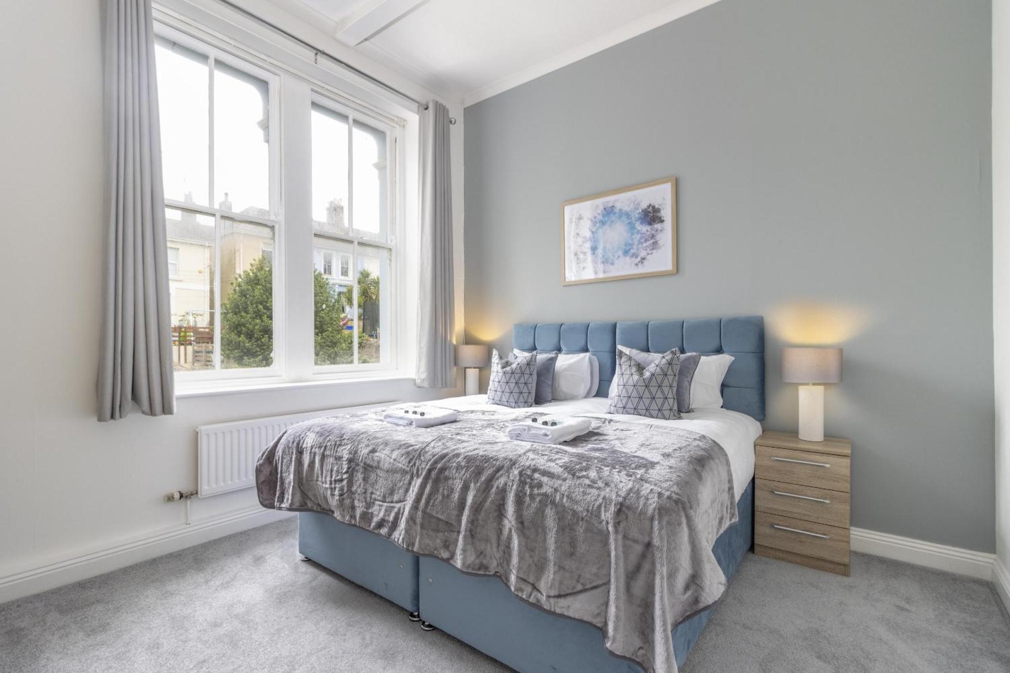 Alexandra - Large 3 Bed Perfect For Contractors, Free Parking, Fast Wifi And Great Value! Apartment Plymouth Luaran gambar